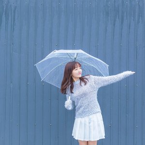 饥渴少妇黄瓜自慰喷潮
